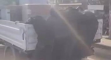 Diyarbakır'da çocukların tehlikeli yolculuğu kameraya yansıdı