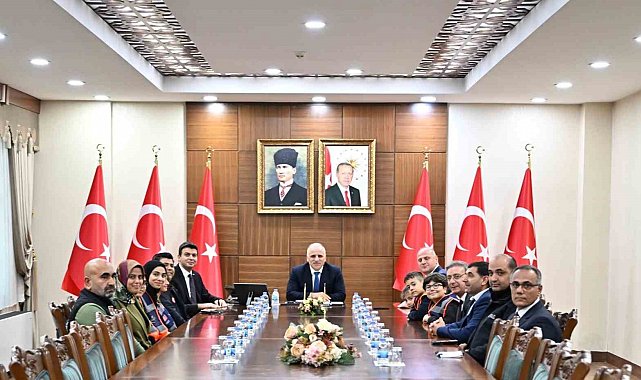 Diyarbakır'da Gazze için toplanan 24 milyon lira AFAD'a teslim edildi