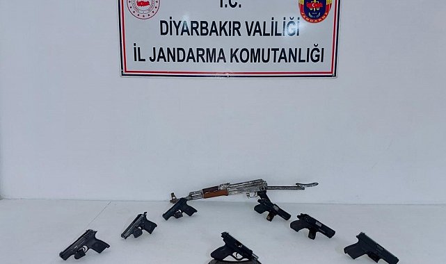 Diyarbakır'da ruhsatsız silah operasyonu