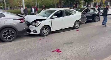 Diyarbakır'da zincirleme kaza: 4 yaralı