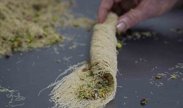 Diyarbakır'ın köklü tatlı firması 41'nci yıla özel fiyatlarda yüzde 50 indirime gitti