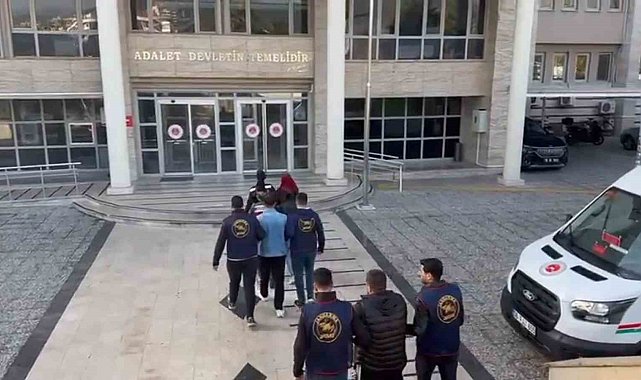 Dolandırıcılar Jandarmanın 3 aylık takibi sonucu yakalandı