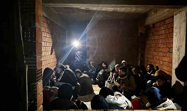 Düzensiz göçmenler inşaatta yakalandı