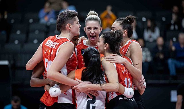 Eczacıbaşı Dynavit, Şampiyonlar Ligi'ne galibiyetle başladı