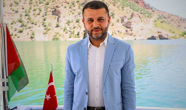 Eğil Belediyesinden üniversite öğrencilerine eğitim bursu desteği