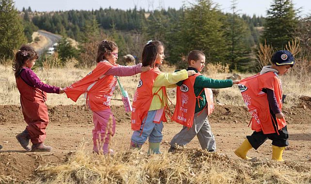 Elazığ'da 23 bin 650 fidan toprakla buluştu