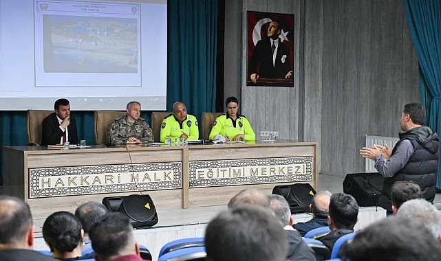 Emniyet Müdürü Ayata, şoför esnafıyla bir araya geldi