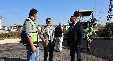 Erenler'de asfalt mesaisi tüm hızıyla sürüyor