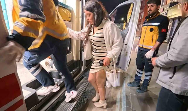 Erkek arkadaşının görüştüğü kadını bıçakladı