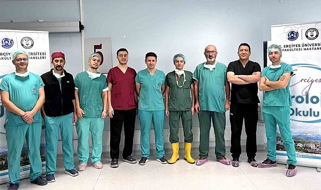ERÜ Hastaneleri'nde, 'Böbrek Taşlarında Retrograd İntrarenal Cerrahi Kursu' düzenlendi