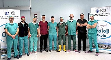 ERÜ Hastaneleri'nde, 'Böbrek Taşlarında Retrograd İntrarenal Cerrahi Kursu' düzenlendi