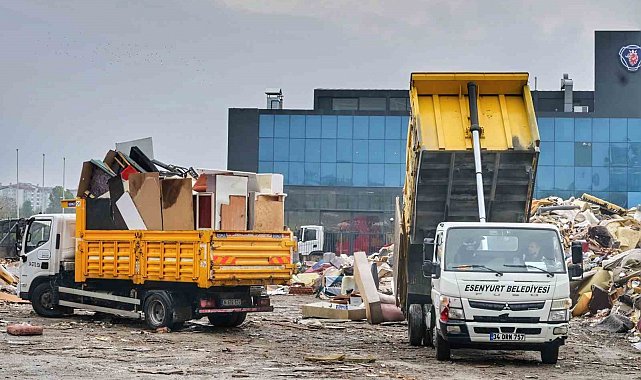 Esenyurt'ta kullanılmış ev eşyaları doğaya zarar vermeden bertaraf ediliyor