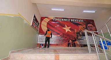 Esenyurt'taki okullarda ara tatilde bakım ve onarım çalışmaları devam etti