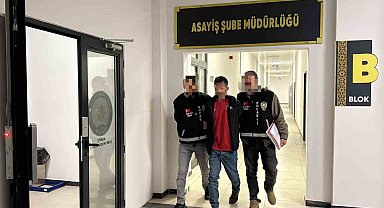 Eşini bıçaklayarak öldüren şahıs tutuklandı