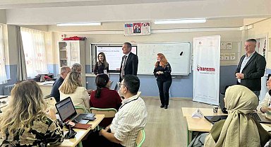 Eskişehir'de Harezmi Eğitim Programı öğretmen eğitimleri başladı