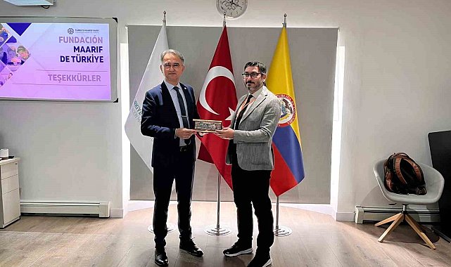 Eskişehirli gençlerden Kolombiya'da kültürel buluşma