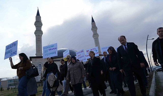 ETÜ'de, Kadına yönelik şiddete karşı farkındalık yürüyüşü