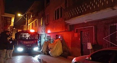 Evini yakarak intihar etmeye kalkıştı