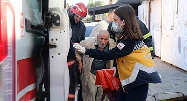 Facianın eşiğinden dönüldü: Engelli aileyi komşuları kurtardı