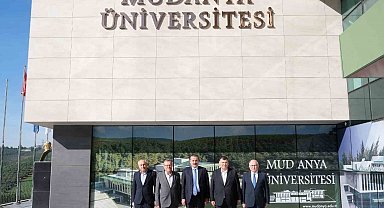 Faruk Çelik Mudanya Üniversitesi'nde gençlerle buluştu