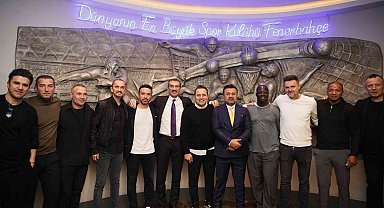 Fenerbahçe'nin eski yıldızları derbi öncesi bir araya geldi