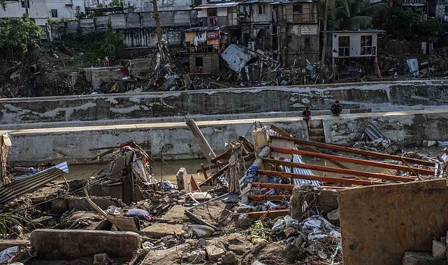 Filipinler'i vuran tayfunda can kaybı 85'e yükseldi