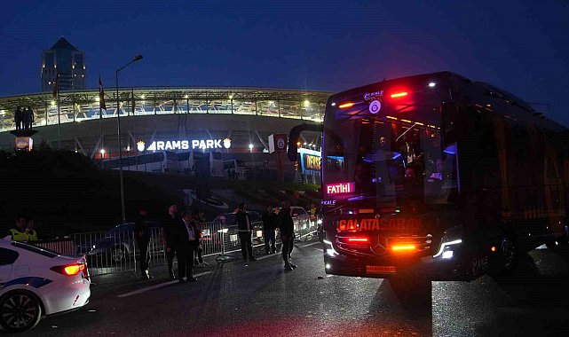 Galatasaray stadyuma ulaştı