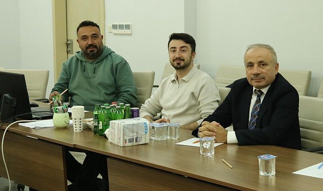 Gazetecilik ile halkla ilişkiler ve tanım bölümleri akreditasyon sürecinde