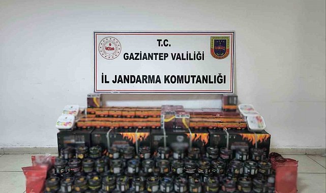 Gaziantep'te 1 milyonluk kaçak ürün ele geçirildi: 9 gözaltı