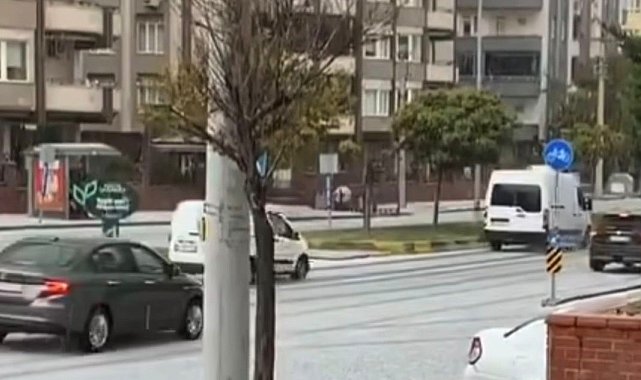 Gaziantep'te dolu etkili oldu: Cadde ve sokaklar beyaza büründü