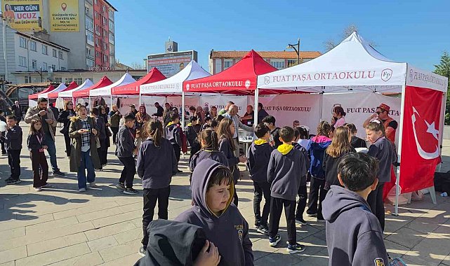 Gazze için hayır çarşısı oluşturdular