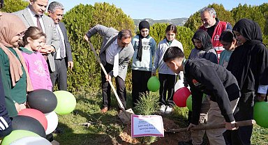 Gazze'deki çocukların hatırasına Muğla'da anlamlı fidan dikimi programı