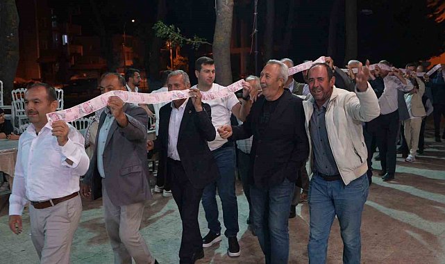 Gelin ve damada 15 metrelik para kurdelesi