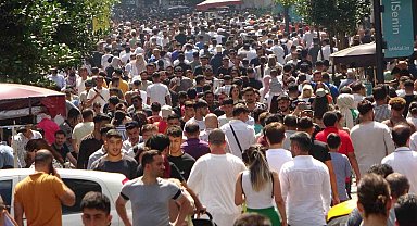 Genç nüfusta işsizlik yüzde 15,3'e geriledi