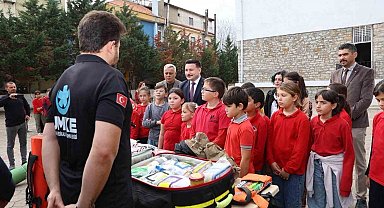 Gökçeada'da çocuklar sağlık ve afet konularında bilgilendirildi