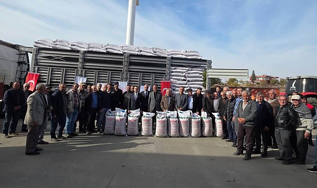 Gölbaşı çiftçisine 50 ton nohut tohumu dağıtıldı