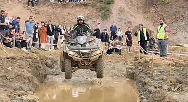 Gölcük'te ATV tutkunları zorlu parkurda mücadele etti