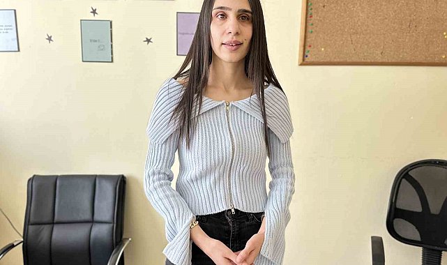 Gözleri görmüyor ama yüreği ışıl ışıl