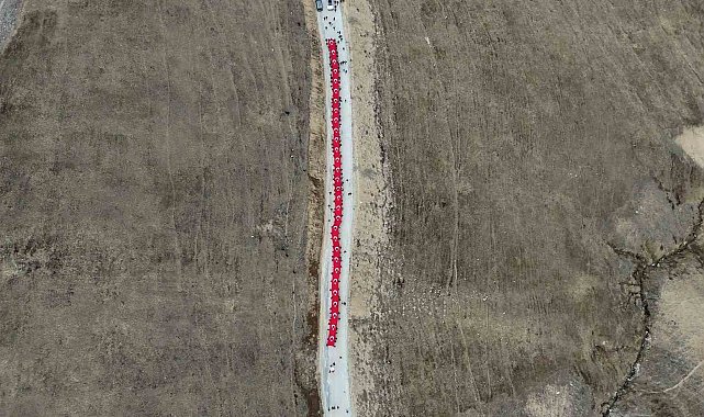 Gümüşhane'de Kabaktepe şehitlerine vefa yürüyüşü düzenlendi