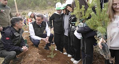 Gümüşhane'de Milli Ağaçlandırma Günü kapsamında fidanlar dikildi