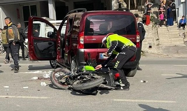 Hakkari'de motosikletle kamyonet çarpıştı: 1 yaralı