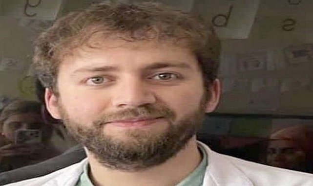 Hakkarili genç öğretmen toprağa verildi