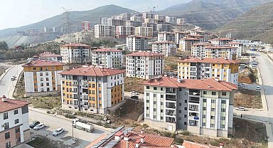 Hatay'da binlerce deprem konutunun teslimiyle iki katına çıkan kira fiyatları düşmeye devam ediyor