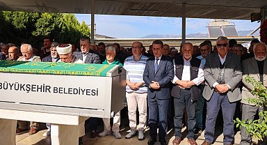Hayatını kaybeden başkan son yolculuğuna uğurlandı