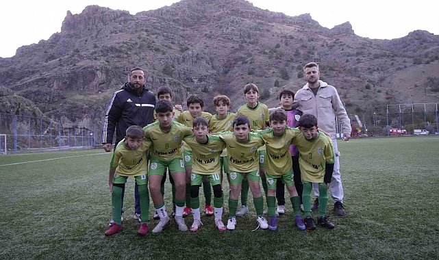 Hem başkan hem antrenör hem de kaleci