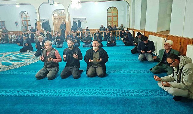 Hisarcık'ta şehit ve vefat eden öğretmenler için mevlit okutuldu