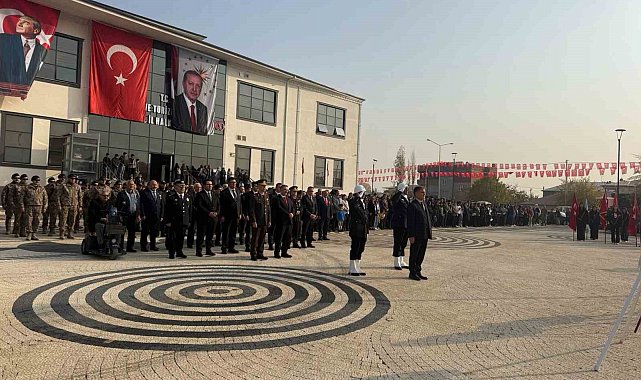 Iğdır'ın düşman işgalinden kurtuluşunun 105'inci yıl dönümü törenlerle kutlandı