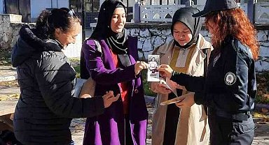 İhsaniye'de vatandaşlara kadına şiddetle mücadele anlatıldı