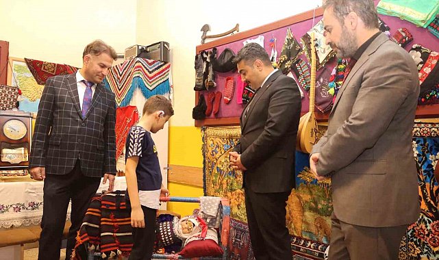 İlkokul öğrencileri Türk kültürünü tanıttı