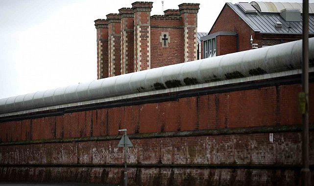 İngiltere'de mahkum krizi: 1 hafta içinde 2 mahkum yanlışlıkla serbest bırakıldı